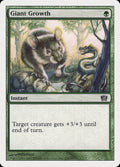 Giant Growth – Common Magic: The Gathering card from Eighth Edition (#254)